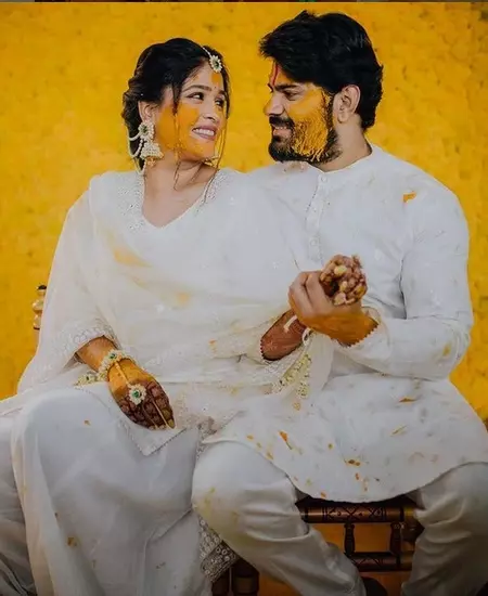 Akshaya Deodhar Wiki